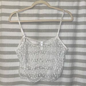 EUC couquette white lace cropped tank one size